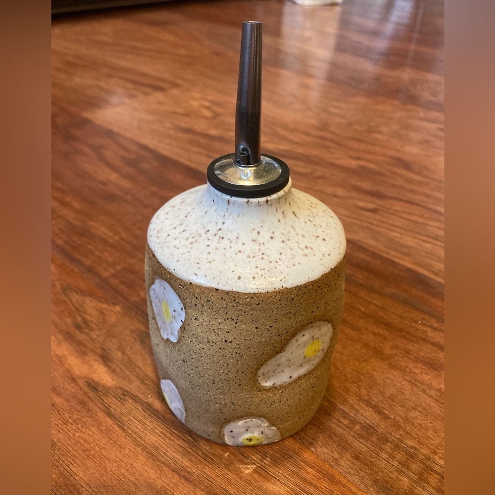 Osso Hand Thrown Handmade Pottery Oil Cruet with Fried Egg Pattern